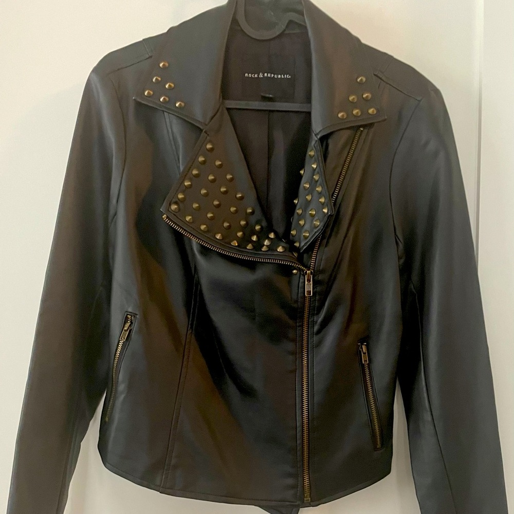 NWT Rock N Republic faux leather jacket with brushed bronze studs at collar.